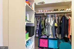 1021 Arlington Blvd, Arlington, VA 22209 - Photo 9