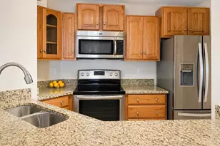 900 N Stafford Street N, Arlington, VA 22203 - Photo 3