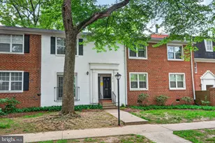 2812 S Wakefield St, Arlington, VA 22206 - Photo 1