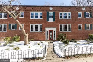 1909 N Rhodes St, Arlington, VA 22201 - Photo 3
