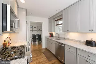 1405 N George Mason Dr, Arlington, VA 22205 - Photo 9