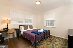 1405 N George Mason Dr, Arlington, VA 22205 - Photo 17