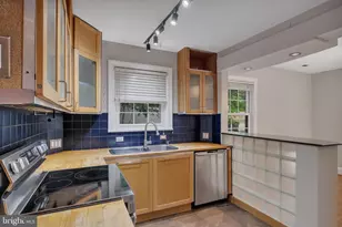 1706 N Glebe Rd, Arlington, VA 22207 - Photo 13