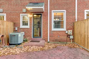 4608 34th St S, Arlington, VA 22206 - Photo 15