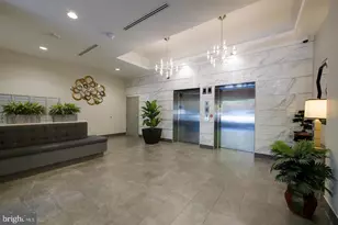 2000 Clarendon Blvd, Arlington, VA 22201 - Photo 23
