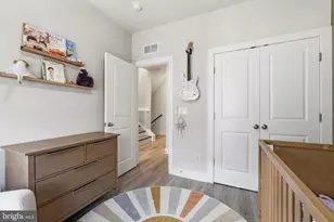 1015 S Taylor Ct, Arlington, VA 22204 - Photo 15