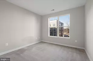 989 S Buchanan St, Arlington, VA 22204 - Photo 9
