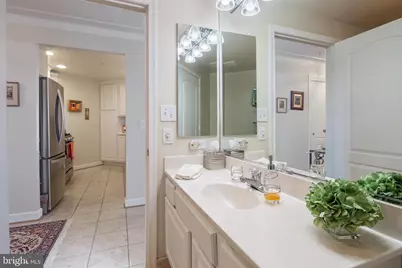 901 N Monroe Street #1115, Arlington, VA 22201 - Photo 29