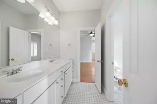 1908 S Arlington Ridge Rd, Arlington, VA 22202 - Photo 49