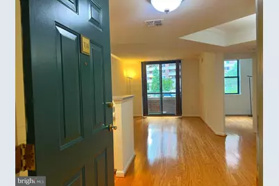 3835 9th Street N #104W, Arlington, VA 22203 - Photo 3
