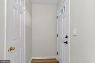 3854 9th Rd S, Arlington, VA 22204 - Photo 3