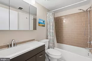 2580 S Arlington Mill Dr, Arlington, VA 22206 - Photo 17