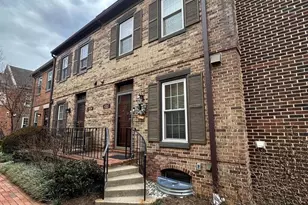 6712 Langston Blvd., Arlington, VA 22205 - Photo 1