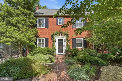 1911 N Harvard Street, Arlington, VA 22201 - Photo 3