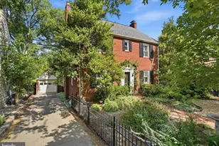 1911 N Harvard St, Arlington, VA 22201 - Photo 1