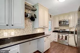 1303 S Barton St, Arlington, VA 22204 - Photo 9