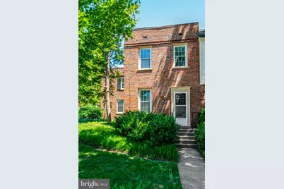 1303 S Barton Street #211, Arlington, VA 22204 - Photo 3