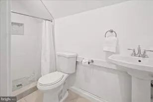 3121 24th St S, Arlington, VA 22206 - Photo 31