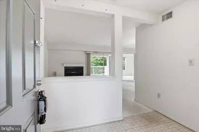 4524 28th Road S #E (13-9), Arlington, VA 22206 - Photo 5