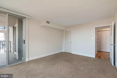 4600 S Four Mile Run Drive S #927, Arlington, VA 22204 - Photo 21