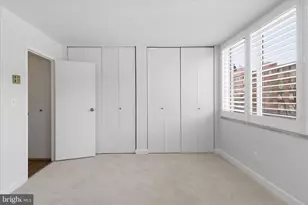1301 S Arlington Ridge Rd, Arlington, VA 22202 - Photo 19