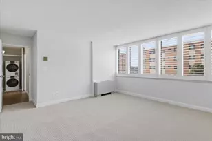 1301 S Arlington Ridge Rd, Arlington, VA 22202 - Photo 15