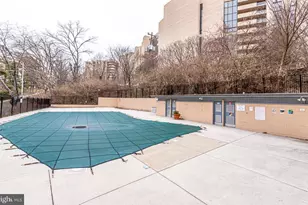 1200 S Arlington Ridge Rd, Arlington, VA 22202 - Photo 15