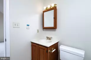 3040 S Glebe Road S, Arlington, VA 22206 - Photo 19