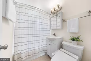 2803 16th Rd S, Arlington, VA 22204 - Photo 13