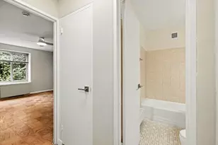 3000 Spout Run Pkwy, Arlington, VA 22201 - Photo 5
