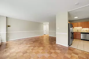 3000 Spout Run Pkwy, Arlington, VA 22201 - Photo 3