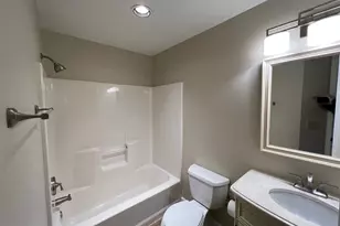 6924 Fairfax Dr, Arlington, VA 22213 - Photo 13
