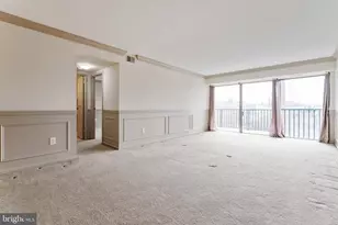 1300 Army Navy Dr, Arlington, VA 22202 - Photo 3