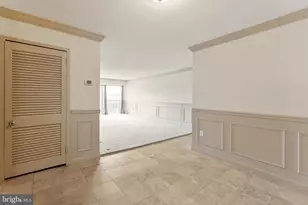 1300 Army Navy Dr, Arlington, VA 22202 - Photo 13