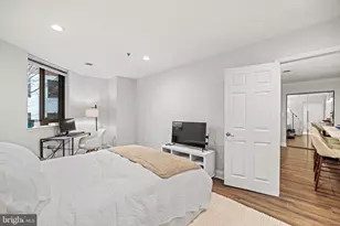 1001 N Vermont St, Arlington, VA 22201 - Photo 27