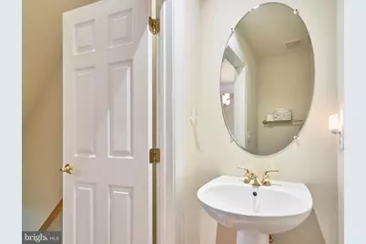 1759 22nd Street N, Arlington, VA 22209 - Photo 29