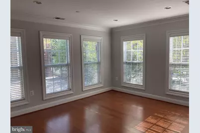 805 N Woodrow Street, Arlington, VA 22203 - Photo 3