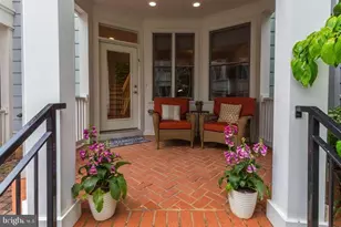 2058 Oakland St, Arlington, VA 22207 - Photo 3