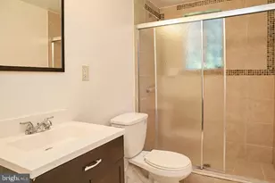 5719 6th St N, Arlington, VA 22205 - Photo 31