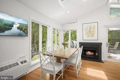3075 N Pollard Street N, Arlington, VA 22207 - Photo 13