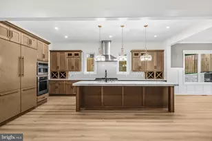 1905 N Taylor St, Arlington, VA 22207 - Photo 3