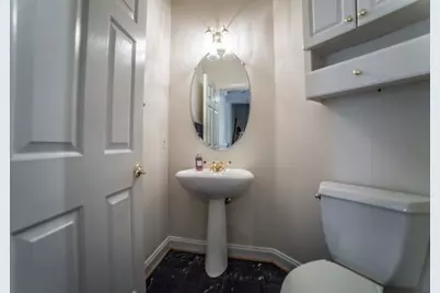1026 26th Street S, Arlington, VA 22202 - Photo 7