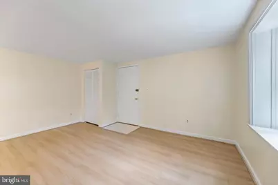 820 S Arlington Mill Drive #3-201, Arlington, VA 22204 - Photo 5