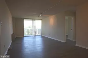4600 S Four Mile Run Dr, Arlington, VA 22204 - Photo 5