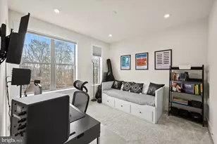2236 S Glebe Rd, Arlington, VA 22206 - Photo 11