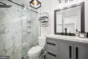 1300 Army Navy Dr, Arlington, VA 22202 - Photo 11