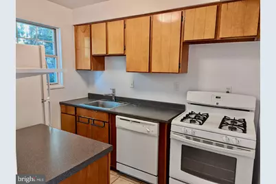 1423 N Nash Street #N-207, Arlington, VA 22209 - Photo 9