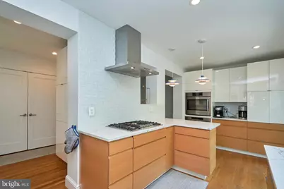 230 N Jackson Street N, Arlington, VA 22201 - Photo 11