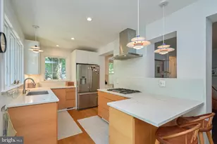 230 N Jackson Street N, Arlington, VA 22201 - Photo 13