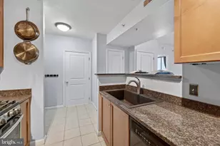 851 N Glebe Rd, Arlington, VA 22203 - Photo 9